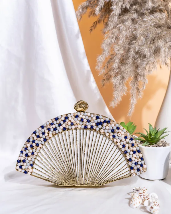 Oceara_Fan_Beaded_Clutch